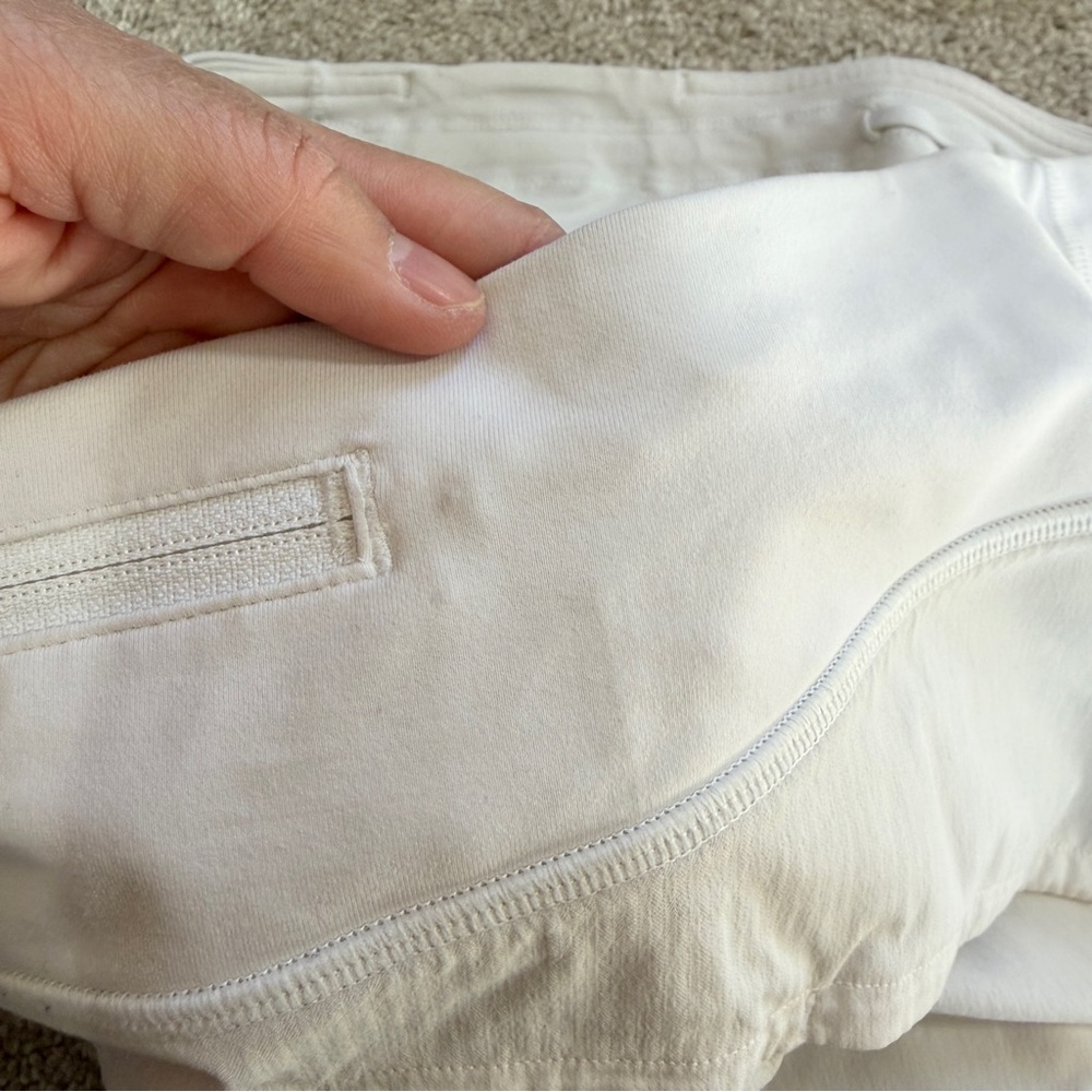 Lululemon Women’s Speed Up Short Pull On 2.5" Running in White 8 - Picture 11 of 16